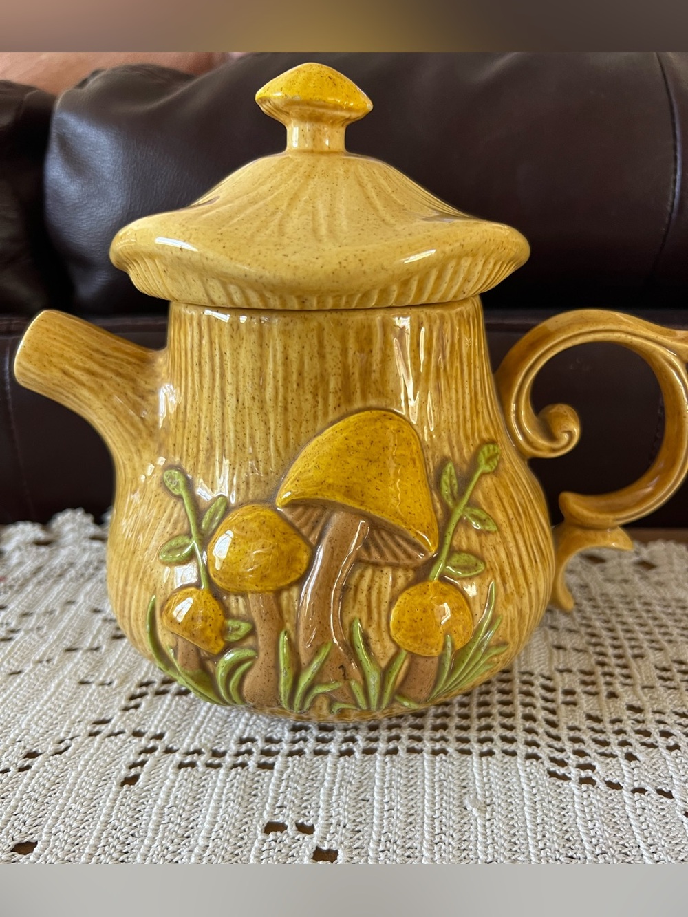 Arnel’s 3D Mushroom teapot. No chips or cracks. 1970’s